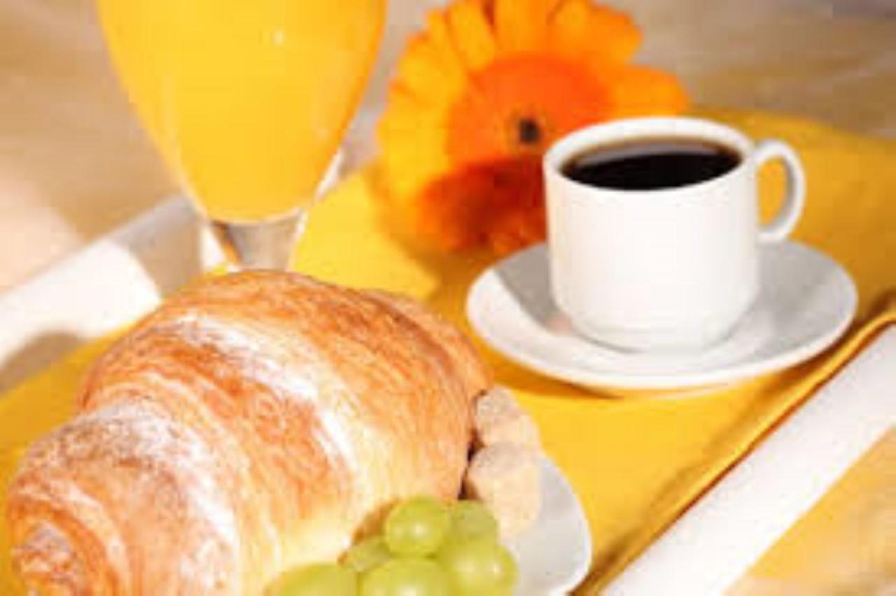 Kzazendf Cama E Cafe Asa Sul Bed & Breakfast Бразилия Екстериор снимка
